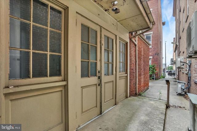228 E. MARKET ST., York, PA 17403