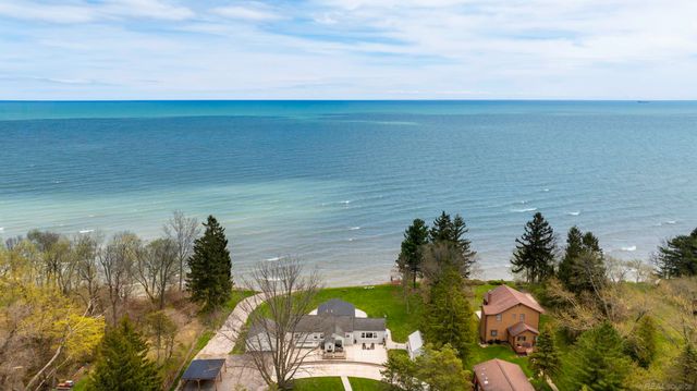6655 Lakeshore Road, Lexington, MI 48450