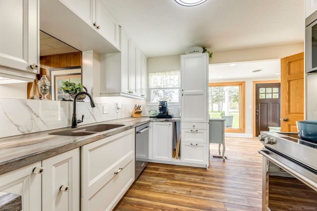 6655 Lakeshore Road, Lexington, MI 48450