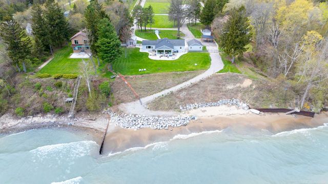 6655 Lakeshore Road, Lexington, MI 48450