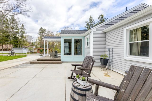 6655 Lakeshore Road, Lexington, MI 48450