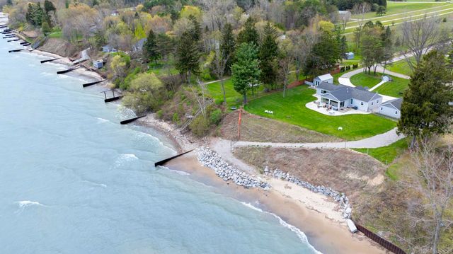 6655 Lakeshore Road, Lexington, MI 48450
