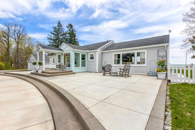 6655 Lakeshore Road, Lexington, MI 48450