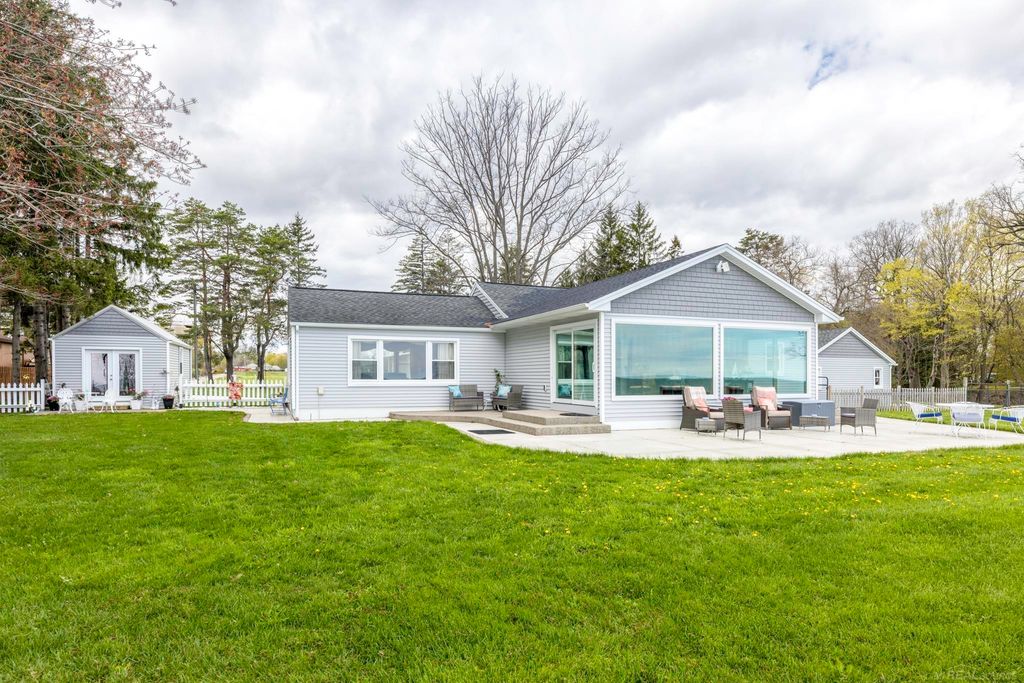 6655 Lakeshore Road, Lexington, MI 48450