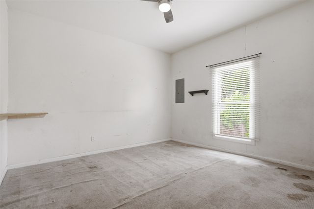 1329 New York Avenue, Fort Worth, TX 76104