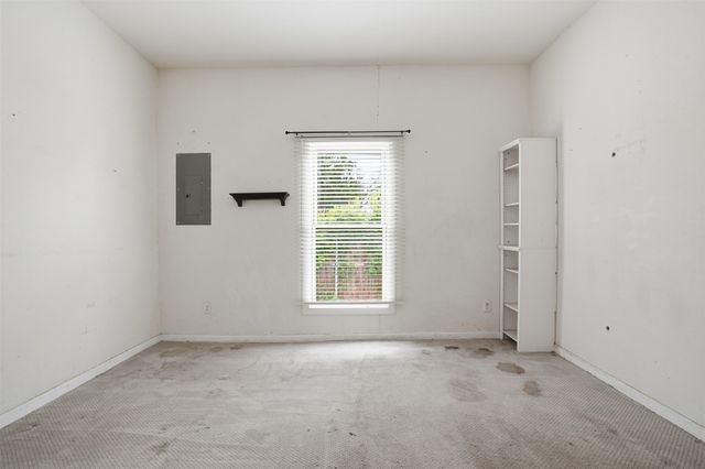 1329 New York Avenue, Fort Worth, TX 76104