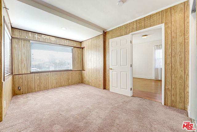 1145 W 89th Street, Los Angeles, CA 90044