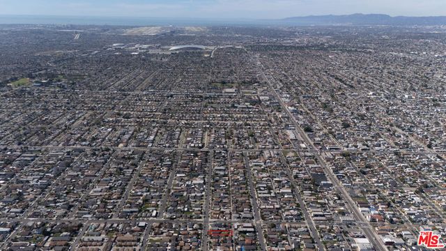 1145 W 89th Street, Los Angeles, CA 90044