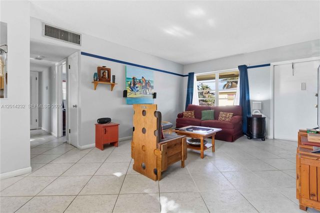 1501 Arthur St 6, Hollywood, FL 33020