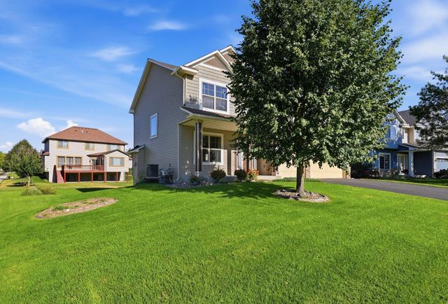 1801 Foothill Trail, Shakopee, MN 55379