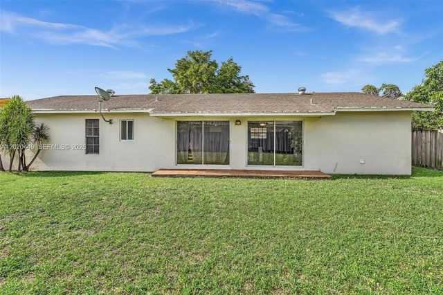11061 SW 163rd Street, Miami, FL 33157