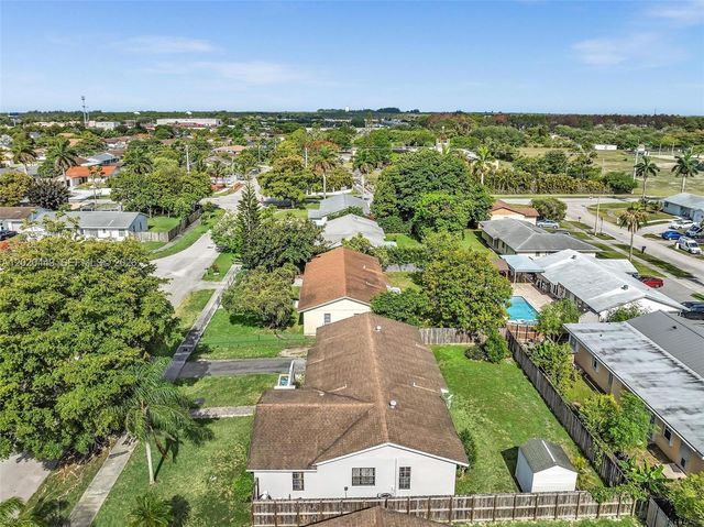 11061 SW 163rd Street, Miami, FL 33157