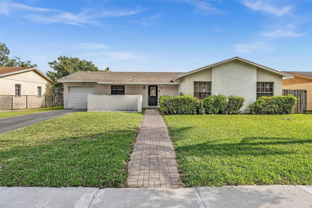 11061 SW 163rd Street, Miami, FL 33157