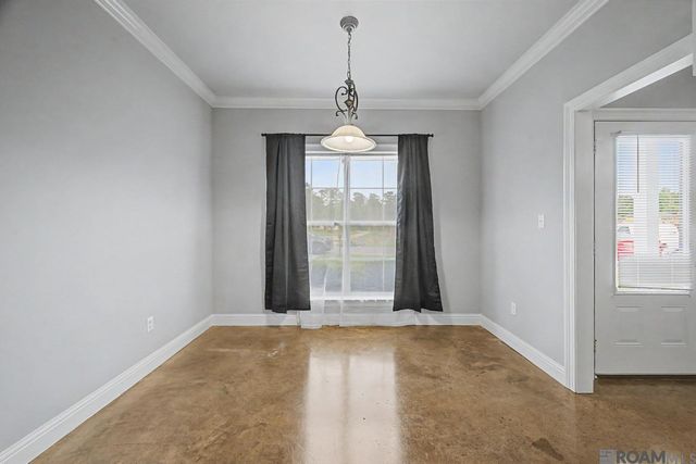 32453 Lake Pointe Blvd, Denham Springs, LA 70726