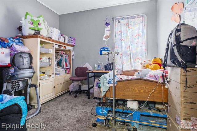 1128 Gillett Street, Port Huron, MI 48060