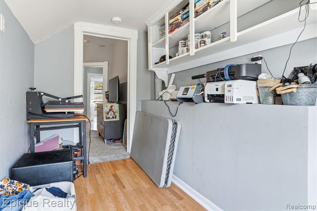 1128 Gillett Street, Port Huron, MI 48060