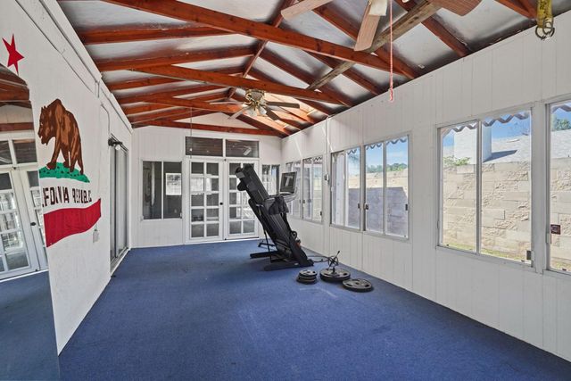 1321 White Owl Ln, Stockton, CA 95215