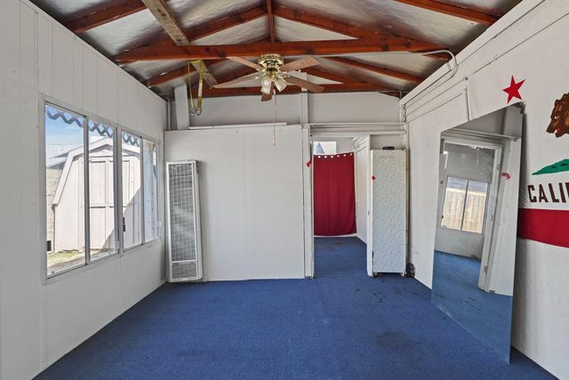 1321 White Owl Ln, Stockton, CA 95215