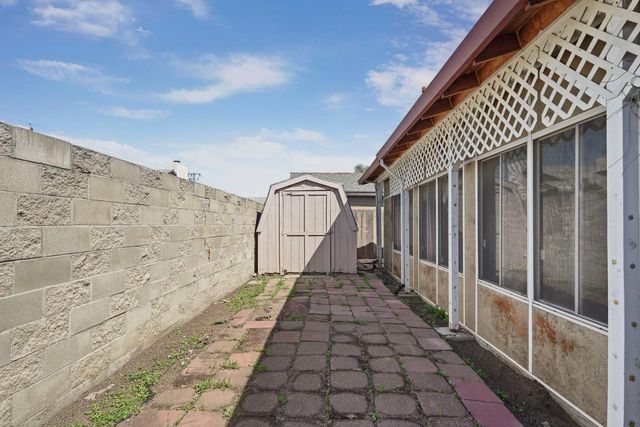 1321 White Owl Ln, Stockton, CA 95215