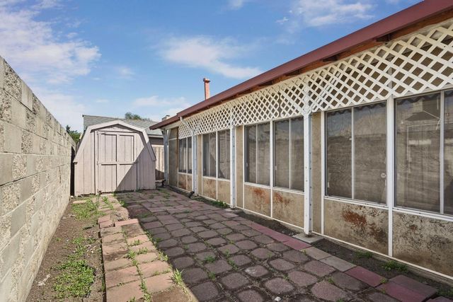 1321 White Owl Ln, Stockton, CA 95215