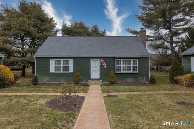 10 Runnymede Lane 10, Madison, CT 06443