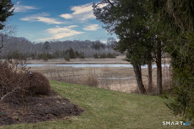 10 Runnymede Lane 10, Madison, CT 06443