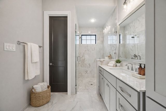 305 Sunset Lane 101, Fort Worth, TX 76114