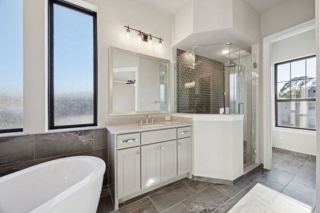 305 Sunset Lane 101, Fort Worth, TX 76114
