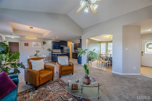 115 Lakeview Court, St Robert, MO 65584