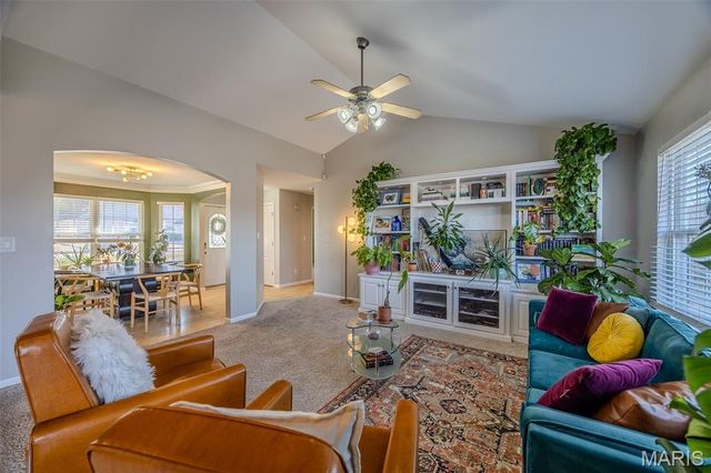 115 Lakeview Court, St Robert, MO 65584