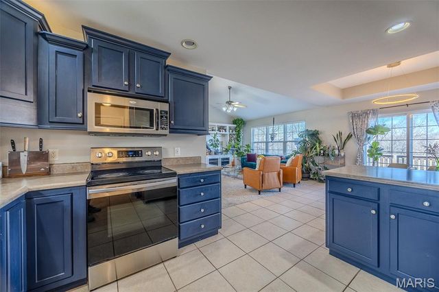 115 Lakeview Court, St Robert, MO 65584