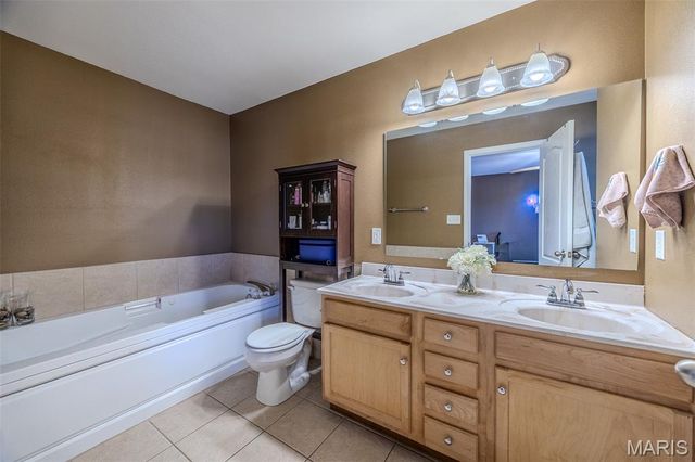 115 Lakeview Court, St Robert, MO 65584