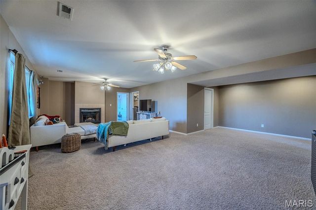 115 Lakeview Court, St Robert, MO 65584