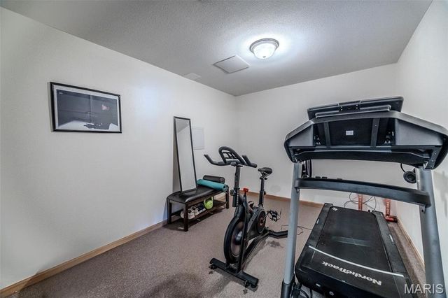 115 Lakeview Court, St Robert, MO 65584