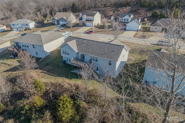 115 Lakeview Court, St Robert, MO 65584