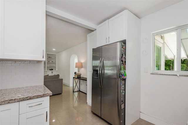 18145 SW 95th Court, Palmetto Bay, FL 33157