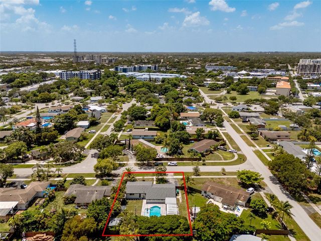 18145 SW 95th Court, Palmetto Bay, FL 33157