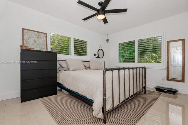 18145 SW 95th Court, Palmetto Bay, FL 33157