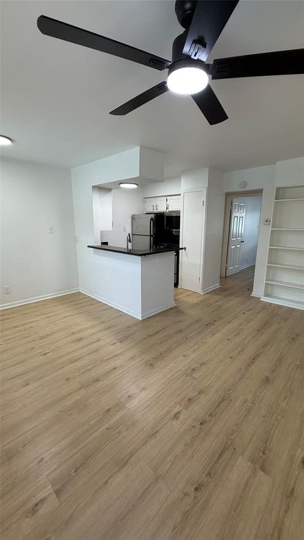 2401 Manor RD 126, Austin, TX 78722