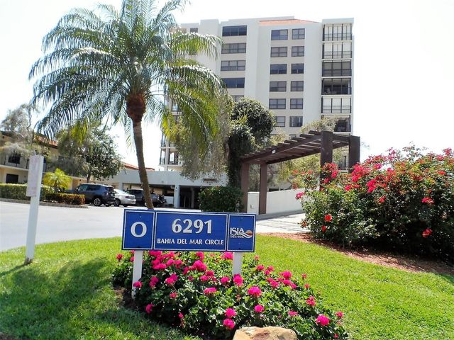 6291 BAHIA DEL MAR CIRCLE 303, St Petersburg, FL 33715
