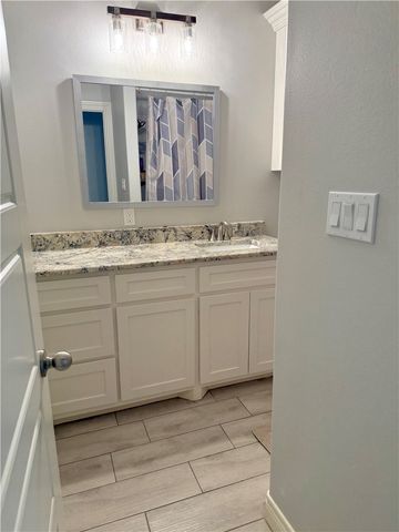 15901 Cozumel Dr, Corpus Christi, TX 78418