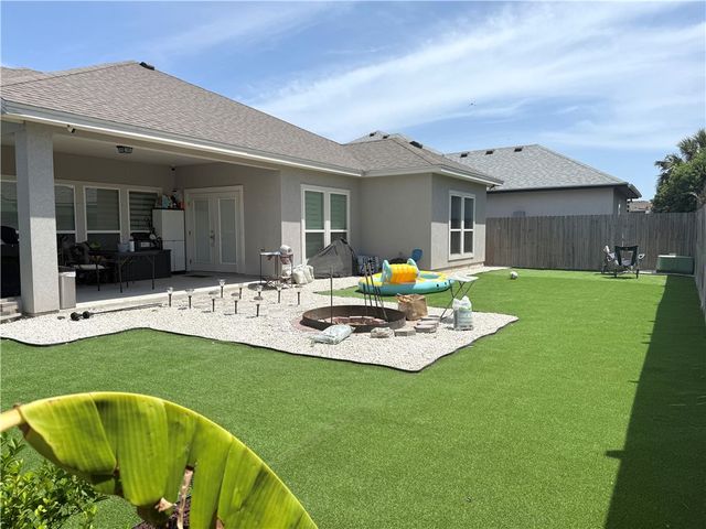 15901 Cozumel Dr, Corpus Christi, TX 78418