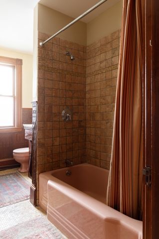 3 Moultrie St, Boston, MA 02124