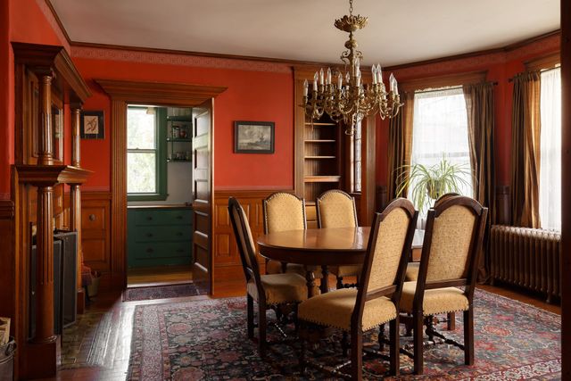 3 Moultrie St, Boston, MA 02124