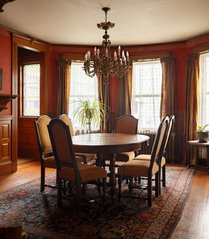 3 Moultrie St, Boston, MA 02124