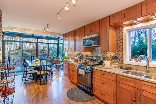 259 Weatherly Trail, Guilford, CT 06437