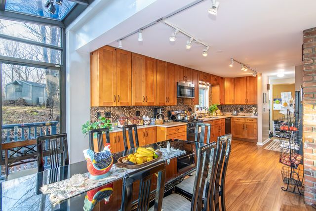 259 Weatherly Trail, Guilford, CT 06437