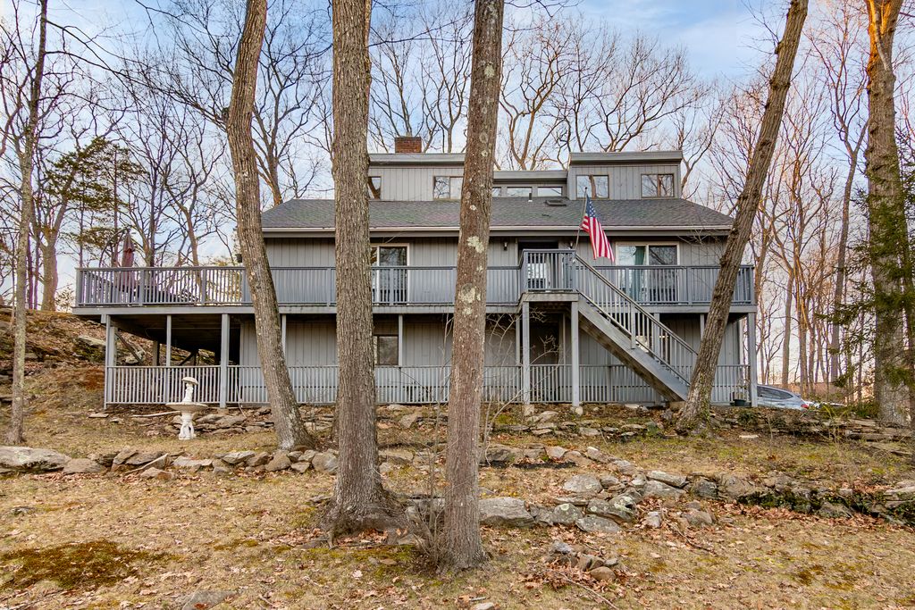 259 Weatherly Trail, Guilford, CT 06437