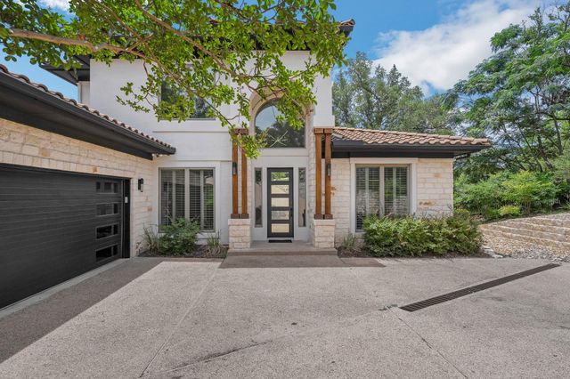 414 New Lido DR, Lakeway, TX 78734