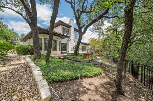 414 New Lido DR, Lakeway, TX 78734